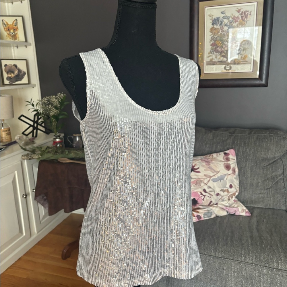BB Dakota Silver and White Textured Top